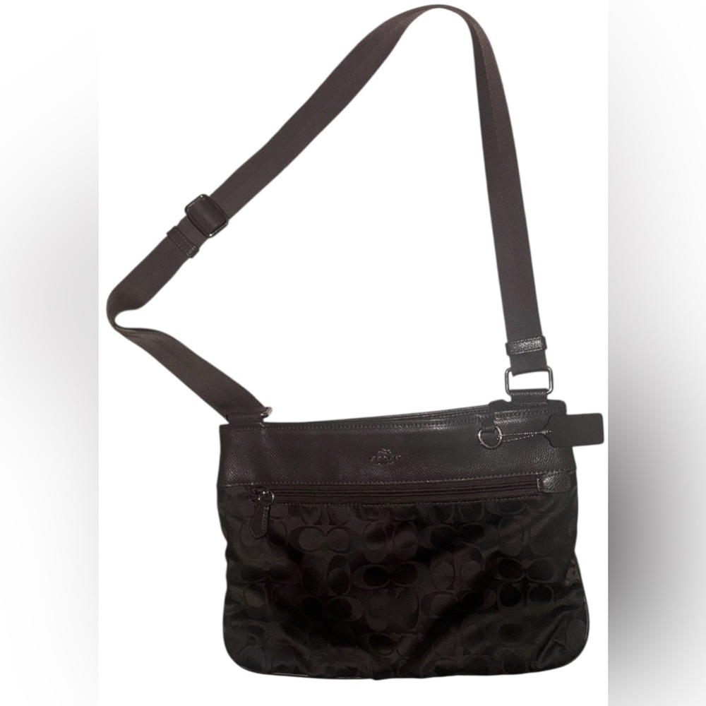 Coach Signature Brown Crossbody Bag - Picture 3 of 4